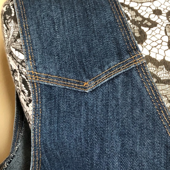 Vintage Levi Strauss & Co. Blue Jean Vest. Large. - Picture 3 of 10